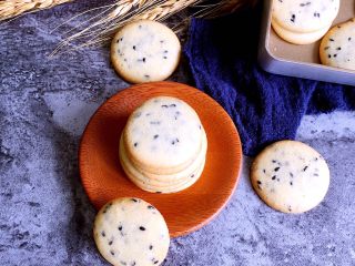 16、黑芝麻薄饼干,成品