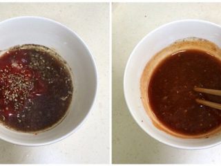 10、培根口蘑田园披萨,把所有的披萨酱材料加入碗内混合调匀。（番茄酱2大匙、细砂糖2小匙、黑胡椒粉1/2小匙、蒜蓉1/2小匙、洋葱碎1/2小匙、蚝油1小匙、水1大匙、披萨草少许）