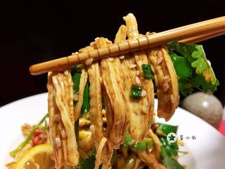 15、手撕鸡胸肉,成品,超级诱人吧?