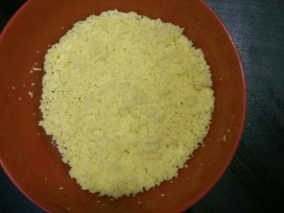 2、玛格丽特,蛋黄,筛子过筛(图2)状态