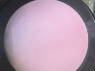 24、一天家双色凉皮➕肉夹馍????,加入适量调制好的淀粉浆