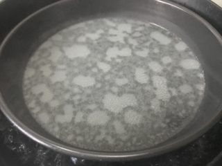 30、一天家双色凉皮➕肉夹馍????,鼓大泡即可夹出披萨盘