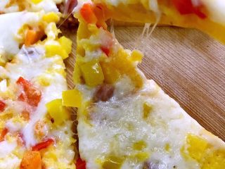 8、披萨,刀切开