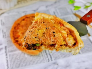 16、虾仁培根披萨,喜欢的做起来呀！我要开动喽。