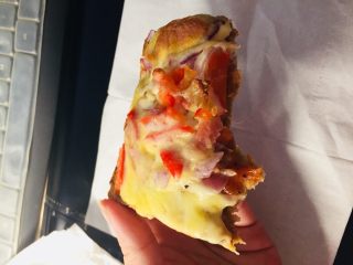 11、吐司披萨,吃