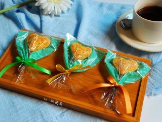 15、爱心夹心挞饼,整颗都可以吃的捏！