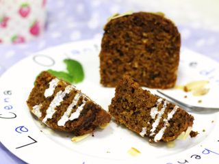 16、红枣低脂蛋糕,开吃了。