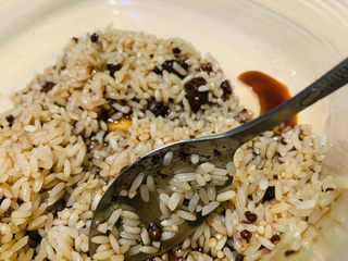 9、糯米藕,搅拌均匀；