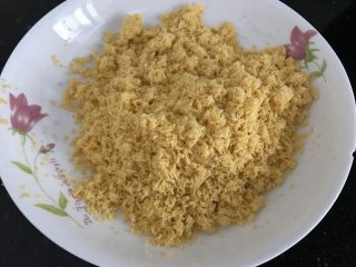 2、玛格丽特饼干（原味）,过完筛后均匀细腻蓬松