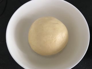 7、玛格丽特饼干（原味）,手揉至成团