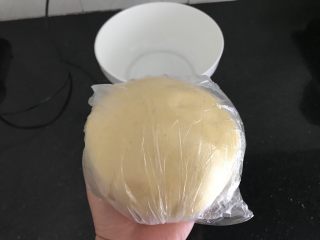 8、玛格丽特饼干（原味）,包上保鲜膜或保鲜袋