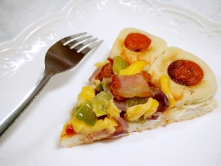 18、花边双拼披萨,鲜香培根披萨