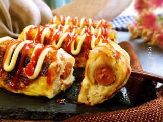 15、黄金吐司卷,切开看看。