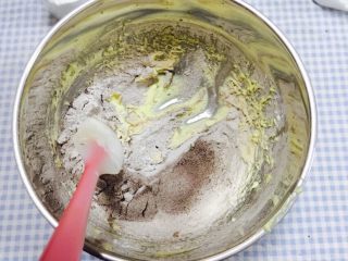 16、花样曲奇,做产品要静心不要急于求成。翻拌食决定你的曲奇能否成功的一个关键