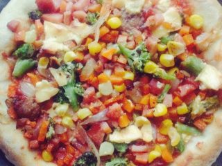 8、蔬菜披萨,听几首歌后披萨就出炉啦！