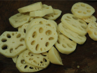 4、凉拌菜,莲藕切片