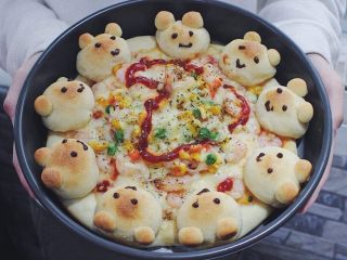 18、可爱小熊披萨,第二次做的。