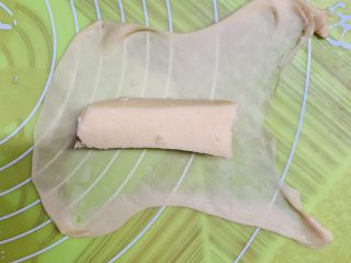 36、芝心土豆泥素菜披萨,包入芝士块。