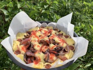 54、芝心土豆泥素菜披萨,出炉。