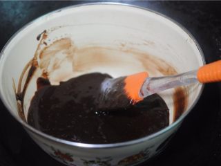 14、fiuff棉花糖淋面蛋糕,巧克力酱隔水软化