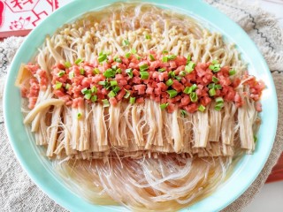 18、粉丝蒸金针菇,看大图。