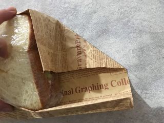 19、纸盒三明治,然后来折右边，如图所示，折成三角形