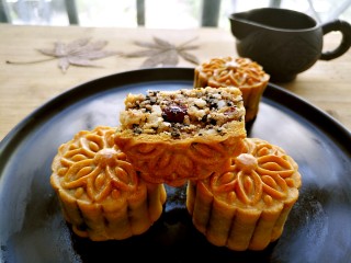 20、 广式五仁月饼蜂蜜版（不用转化糖浆）,成品图