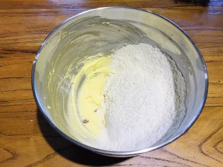 6、烘焙入门,蔓越莓饼干,筛入低筋面粉