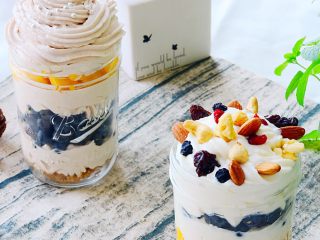 18、坚果草莓酸奶慕斯-午后甜品少女心,完成品