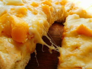 15、榴莲披萨,刚出炉的披萨各个方向拉丝都很好哦