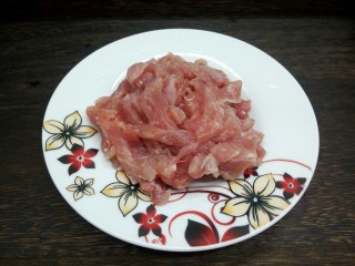 4、厨房挑战+荤菜+肉丝小炒,瘦肉切丝