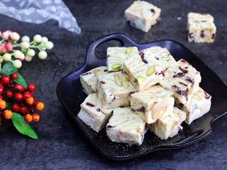 15、坚果雪花酥,成品图。