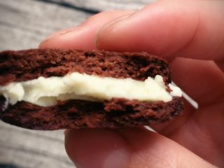 20、扭一扭，舔一舔，再泡一泡,我先尝尝，自己做的就是量足????酥的