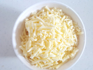 14、~创意披萨☺,取150g。