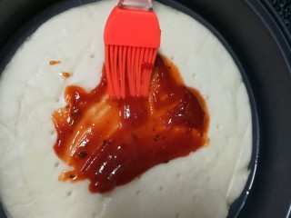 10、绿油油的披萨,好吃不腻,用刷子刷匀