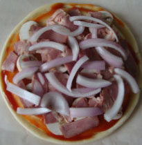 5、培根时蔬披萨 ,分层马上口蘑、培根、洋葱