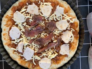 31、披萨????,放准备好的食材