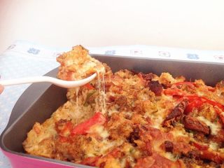 12、烤肉焗饭,可以拉丝。