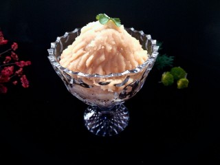 17、Diy月饼馅料～莲蓉馅,炒好的莲蓉，冷却后干燥不黏手，口感沙绵