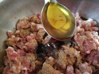 15、中式点心+钱袋白菜肉包,一勺香油，