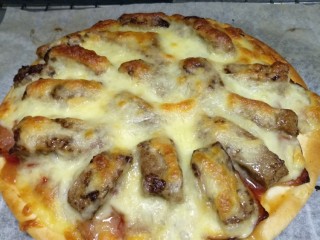 8、家庭版黑椒牛柳披萨,出炉！