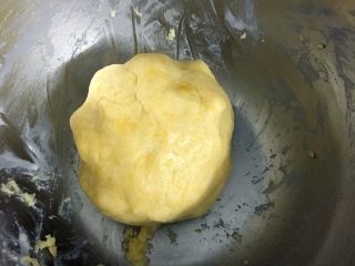 2、菠萝批（6寸版）,捏成团冷藏1小时