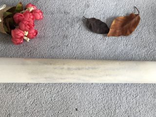 18、云石曲奇,裹上吸油纸或者保鲜膜，放入冰箱冷冻30分钟左右