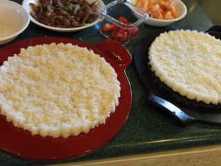 8、香甜米飯+米披萨,很漂亮的米皮。