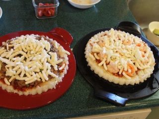 13、香甜米飯+米披萨,铺上莫札瑞拉吉士。