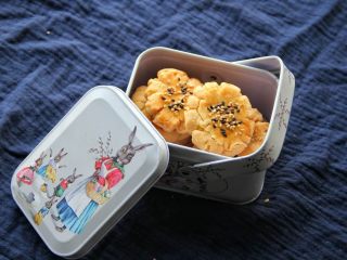 16、桃酥,装盒图