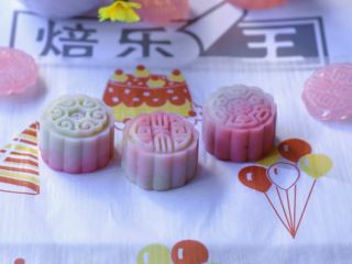3、彩色冰皮月饼,再来一张，还是美美哒！