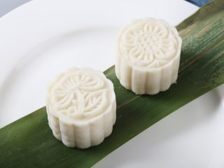 14、山药月饼,完成，放入冰箱冷藏2小时，食用更佳。