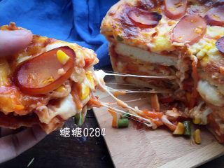 25、披萨蛋糕,一层一层，满满的拉丝，满满的肉肉……超赞哦……