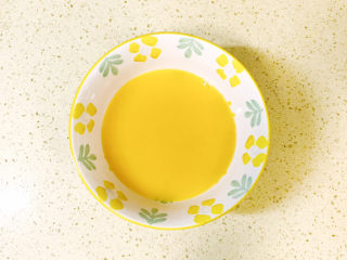 6、吐司培根披萨,搅拌均匀